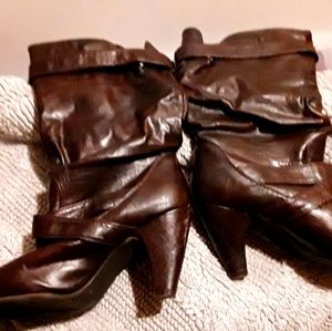 Avenue wide calf size 9 mid calf slouch boot